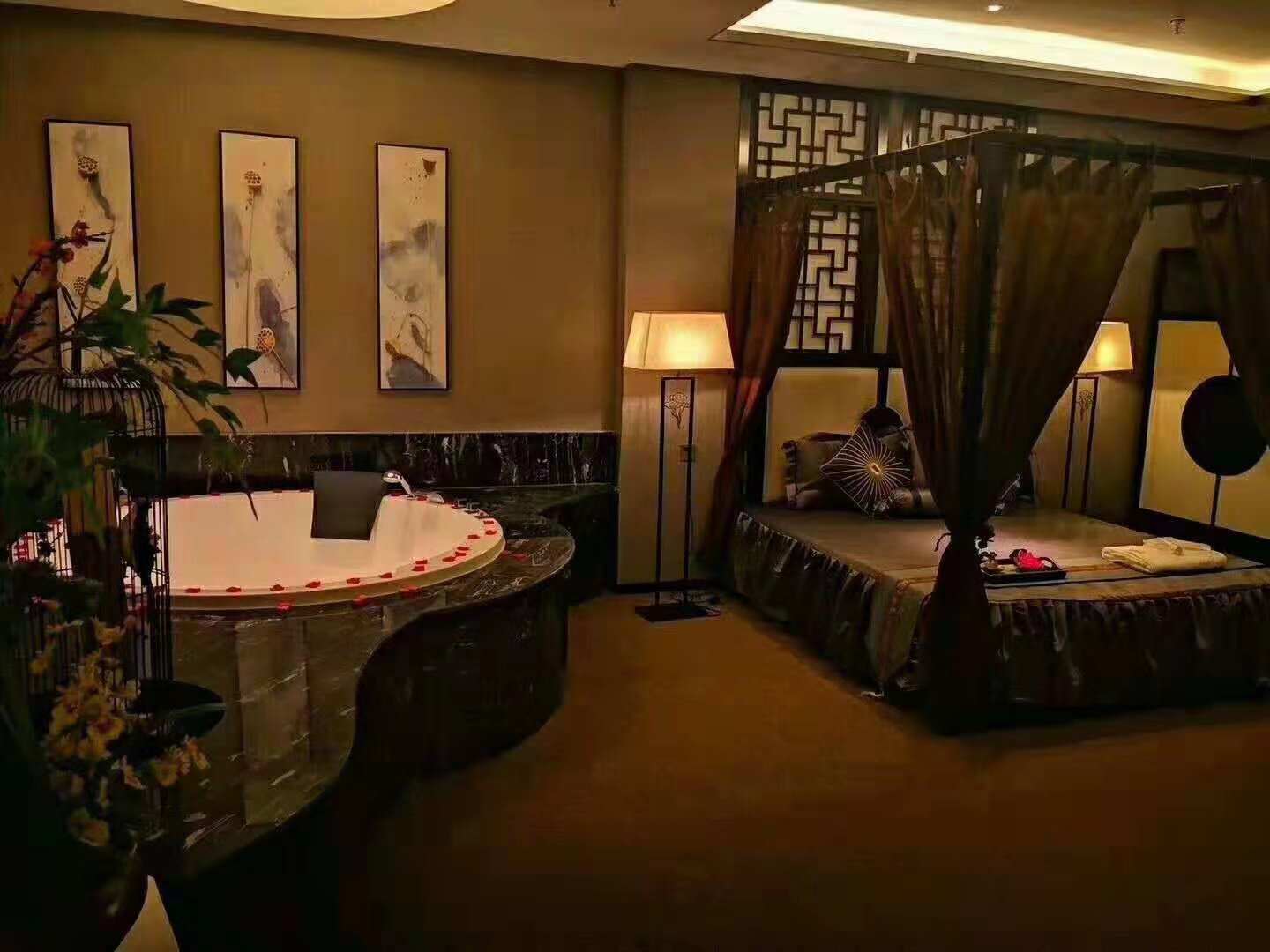 灞桥区高端洗浴会所,昨晚难忘的奢华体验